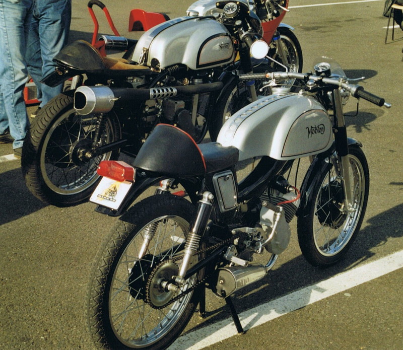 Une création unique : La Mobton Trofeo-rosso-07-5---copie-1e04d7a