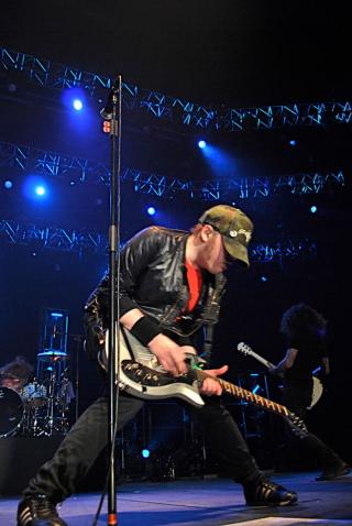 Image: fob-world-tour-ju...754530265-ca0743.jpg