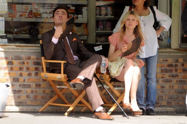 http://img26.xooimage.com/files/d/8/e/tournage-gossip-g...just_650-1e14dc9.jpg